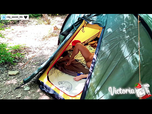 ❤️ Tented Stranger szenvedélyes kézimunkája a kamerában ❤️ Baszás videó at hu.extratorrents.top ☑